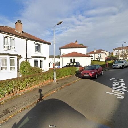 Archillects Entire Two Bedroom Comfy House - Free Parking Glasgow Dış mekan fotoğraf