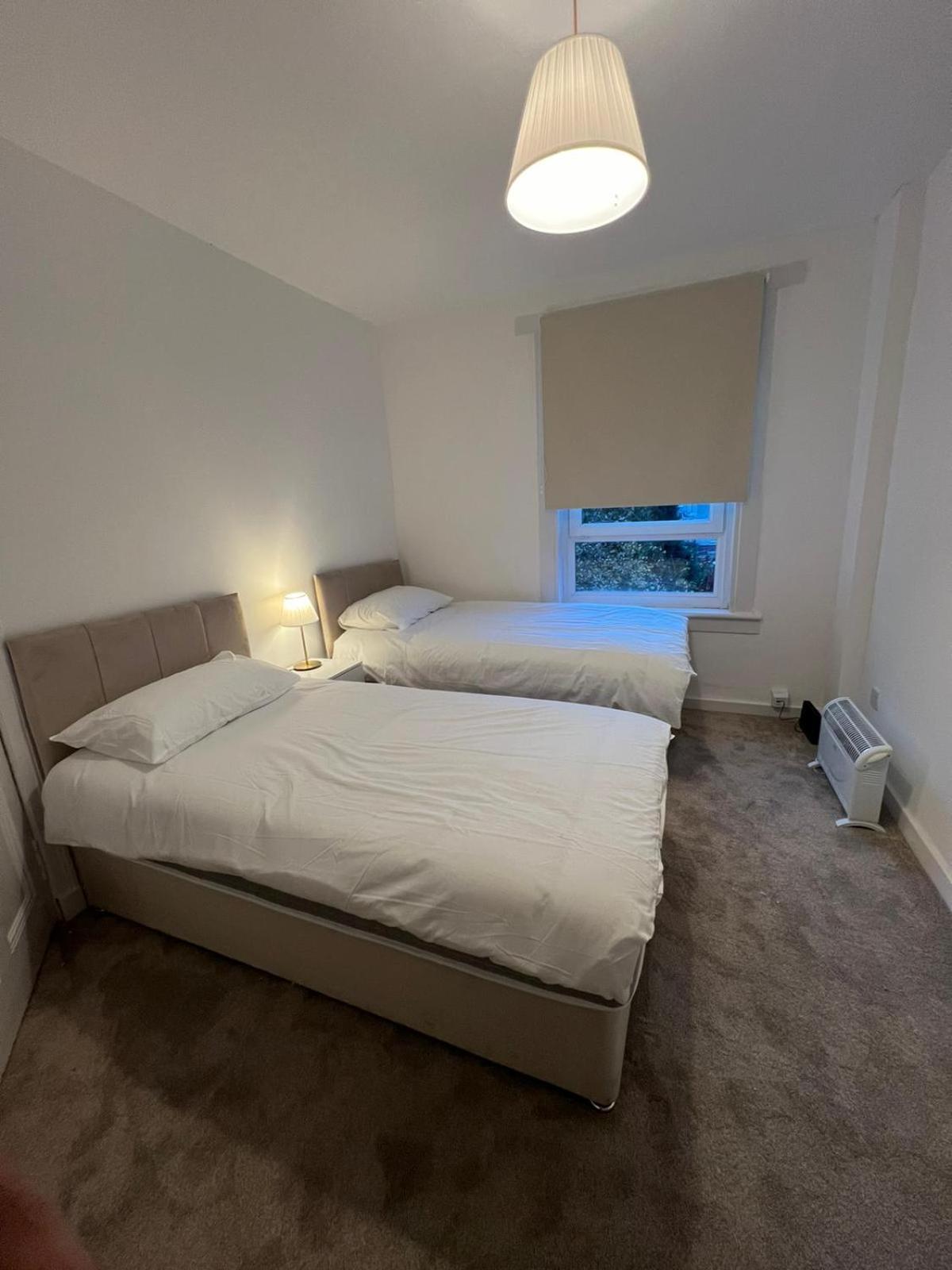 Archillects Entire Two Bedroom Comfy House - Free Parking Glasgow Dış mekan fotoğraf