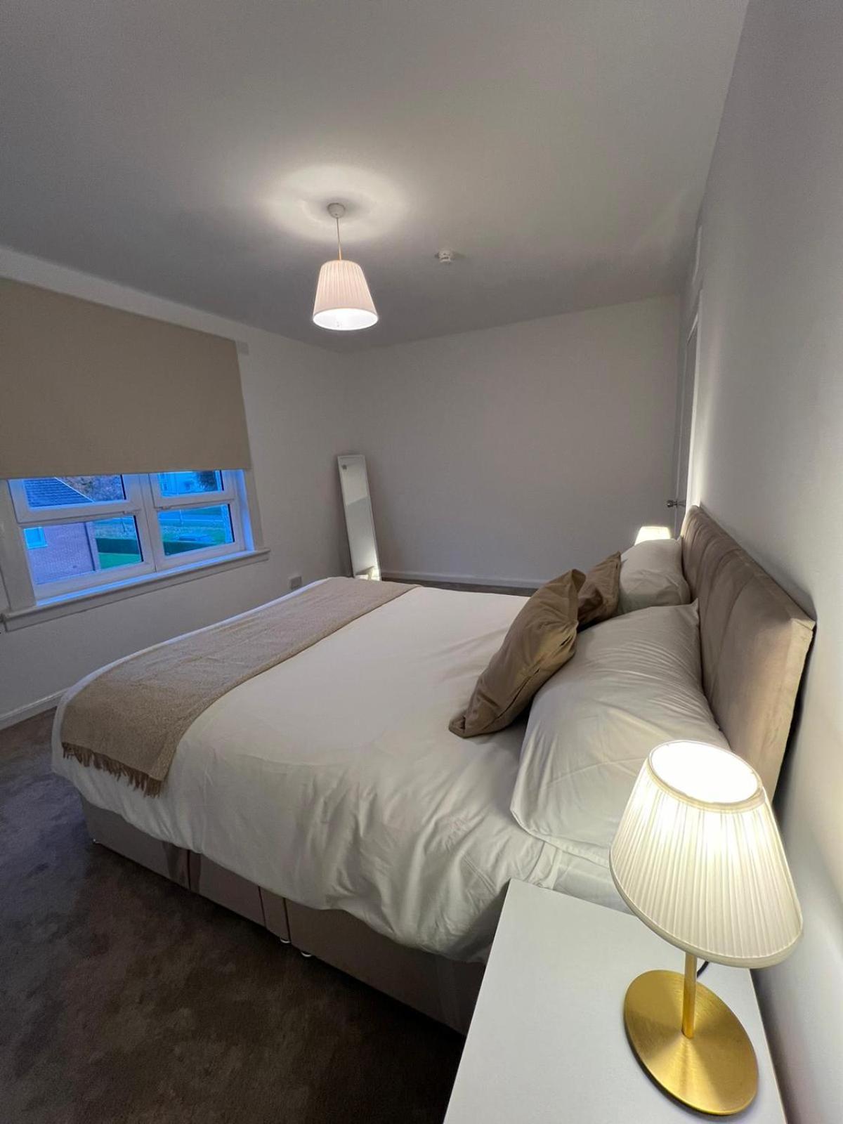 Archillects Entire Two Bedroom Comfy House - Free Parking Glasgow Dış mekan fotoğraf